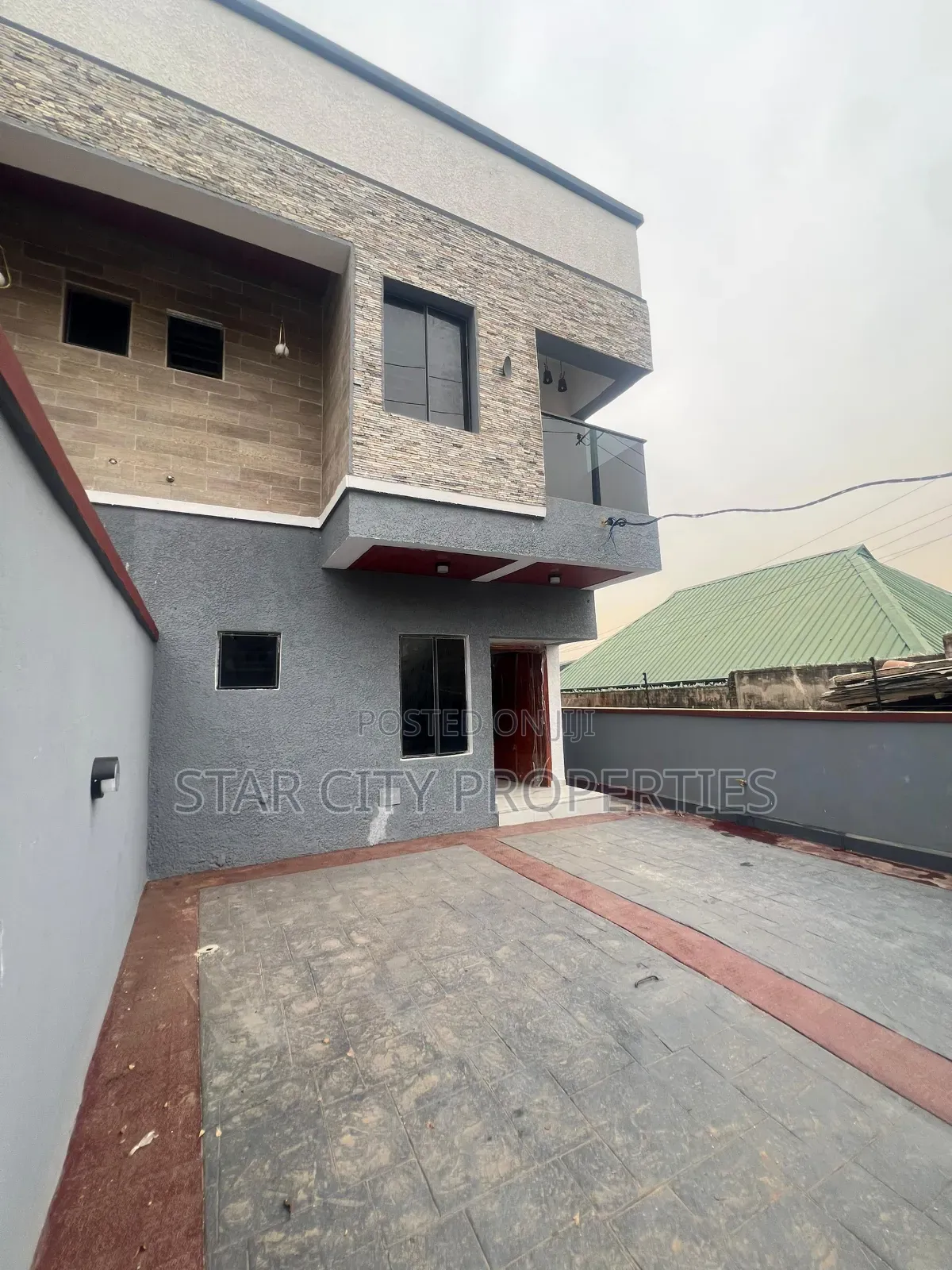 4bdrm Duplex in Magodo Gra Phase 1 for sale