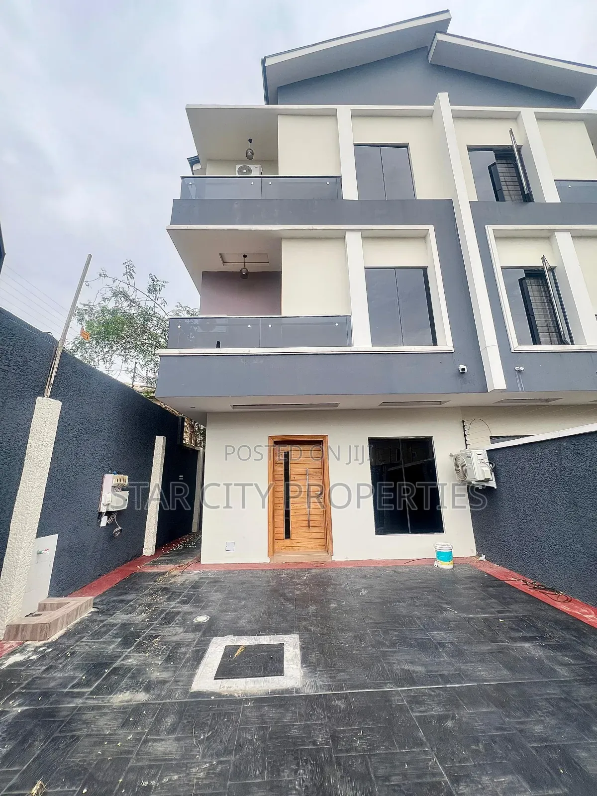 4bdrm House in Magodo Gra Phase 1 for sale