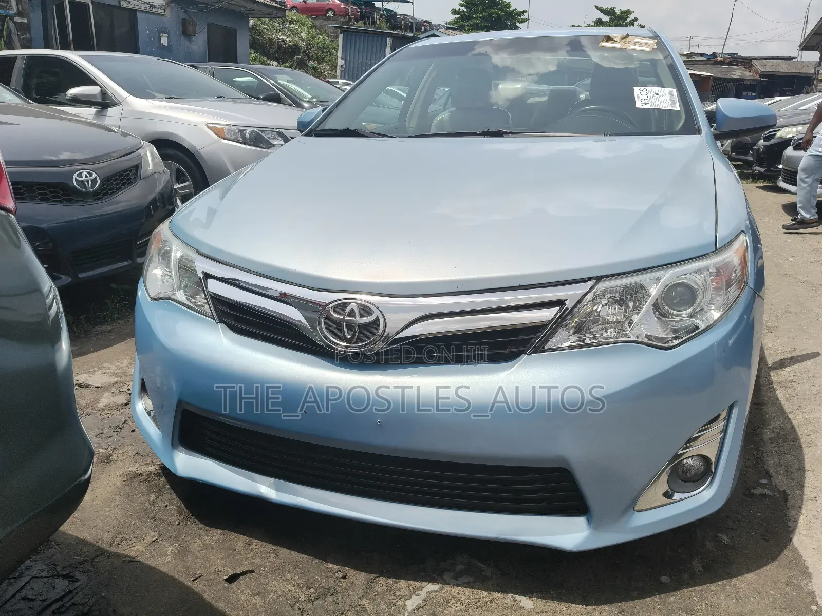 Toyota Camry XLE 4dr Sedan (2.5L 4cyl 6A) 2013 Blue