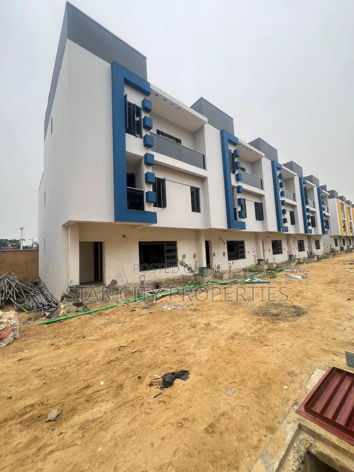 4bdrm Townhouse/Terrace in Ogudu Gra for sale