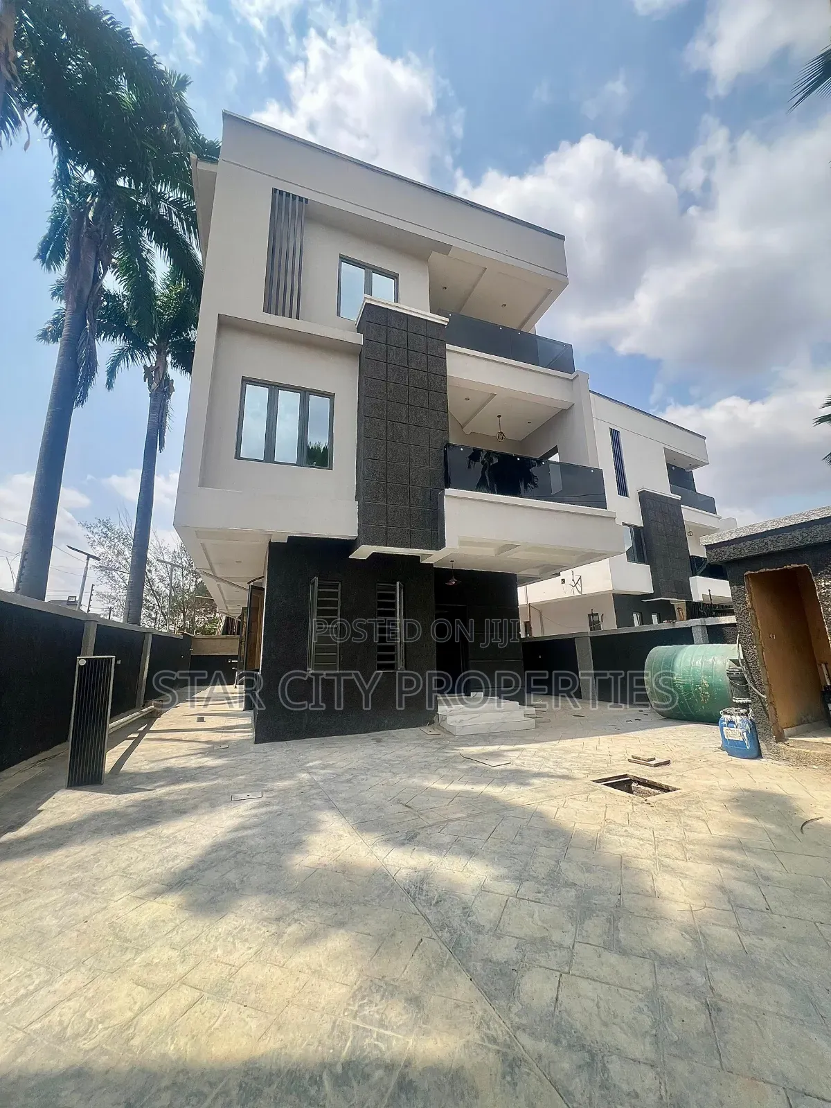 5bdrm Duplex in Omole Phase 1 for sale