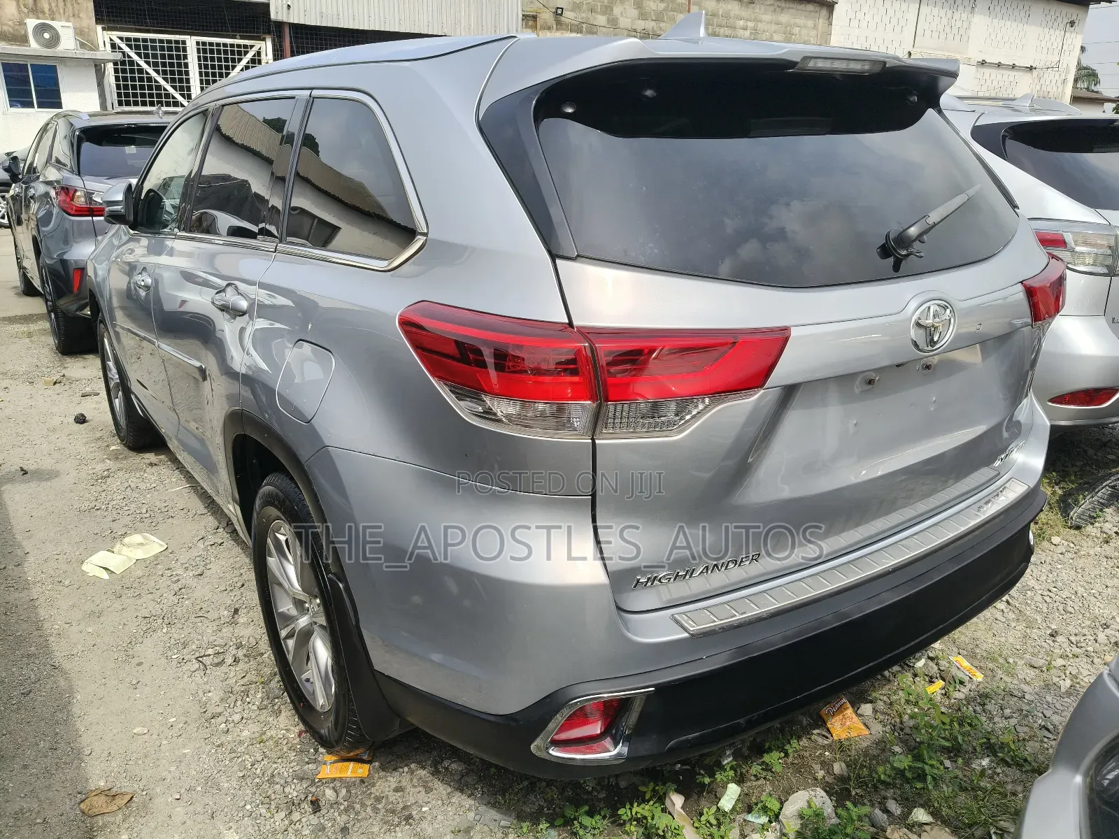 Toyota Highlander XLE 4dr SUV AWD (3.5L 6cyl 6A) 2014 Silver