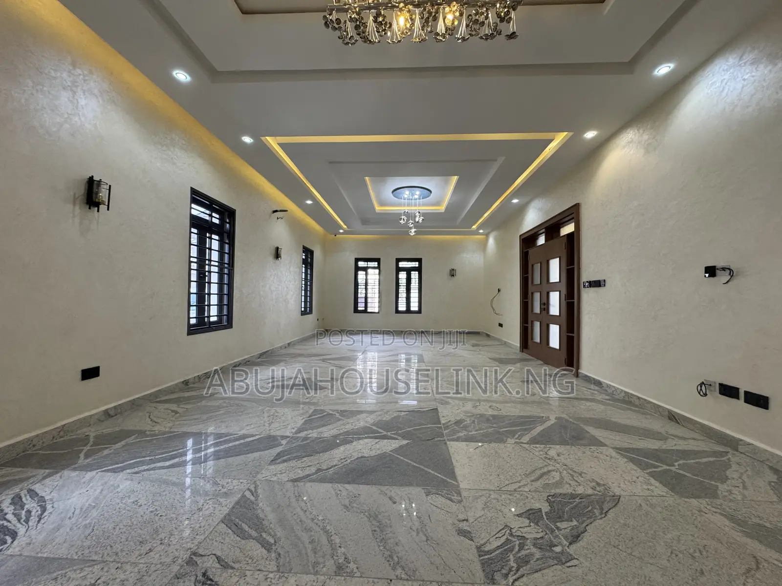 7bdrm Duplex in Efab Metropolis, Karsana for sale