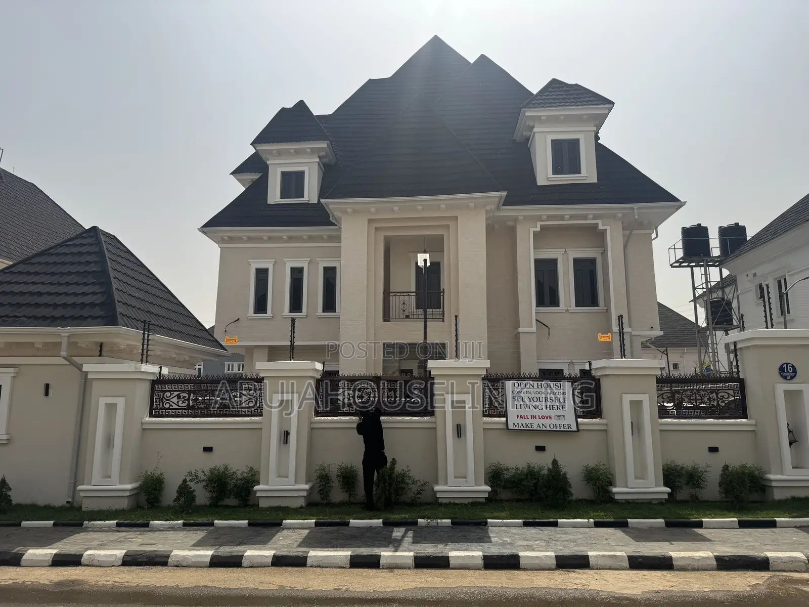 7bdrm Duplex in Efab Metropolis, Karsana for sale