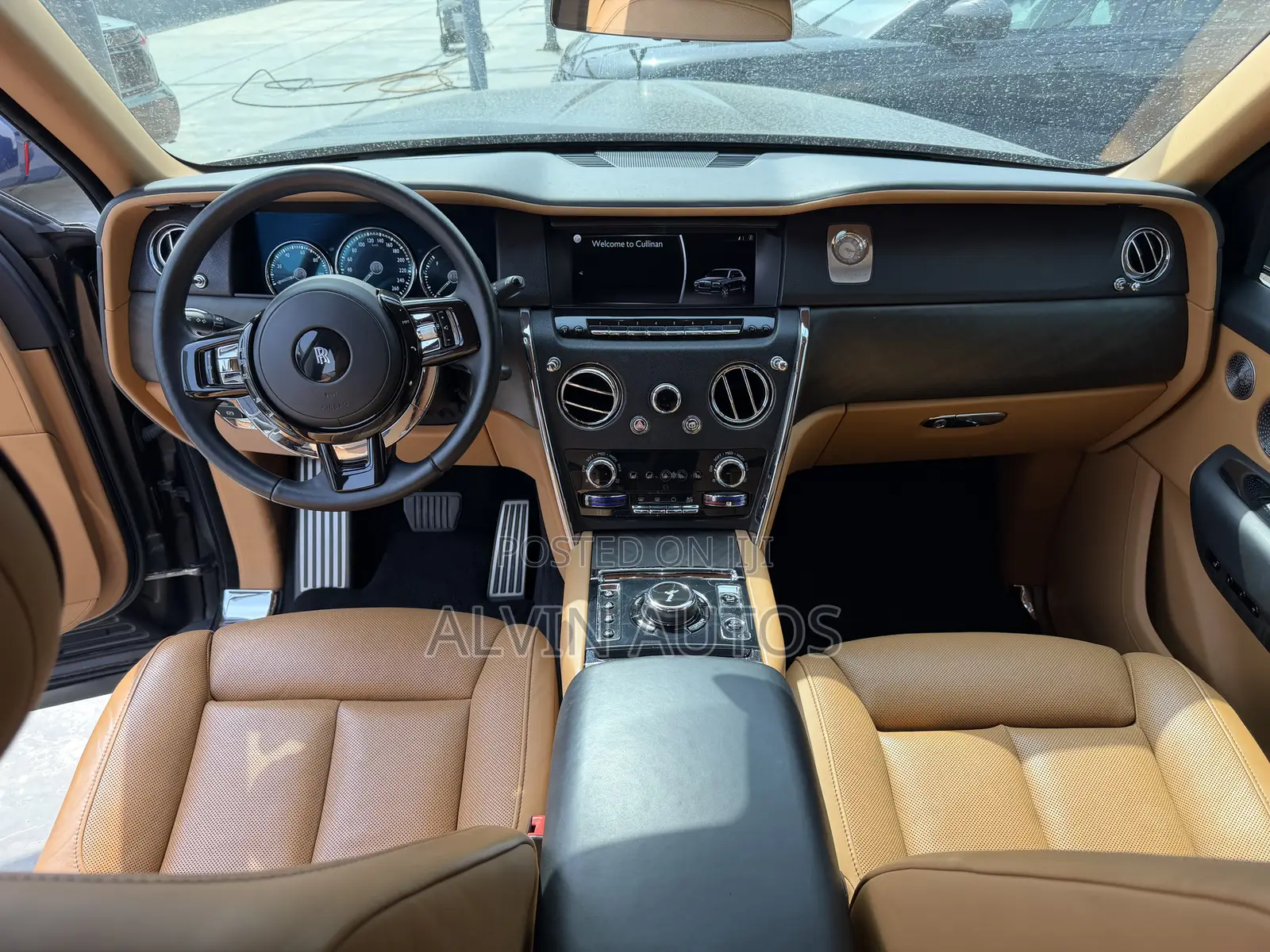 Rolls-Royce Cullinan Base 2019 Black