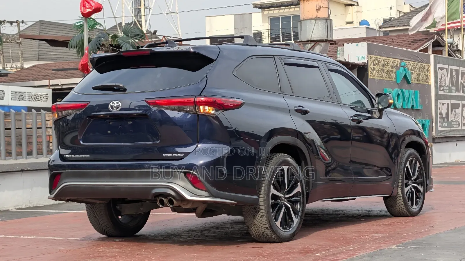 Toyota Highlander XSE 2021 Blue