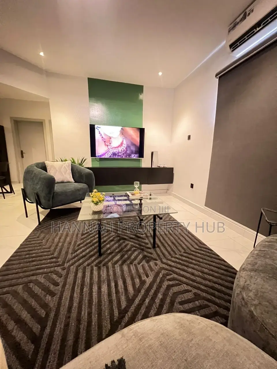 Luxury 1 Bedroom Shortlet in Lekki Fully Furnished Book Now