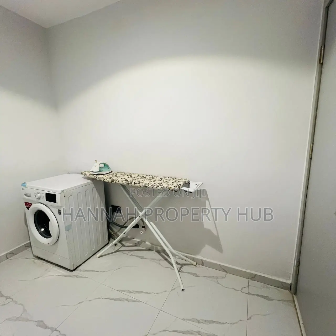 Luxury 1 Bedroom Shortlet in Lekki Fully Furnished Book Now