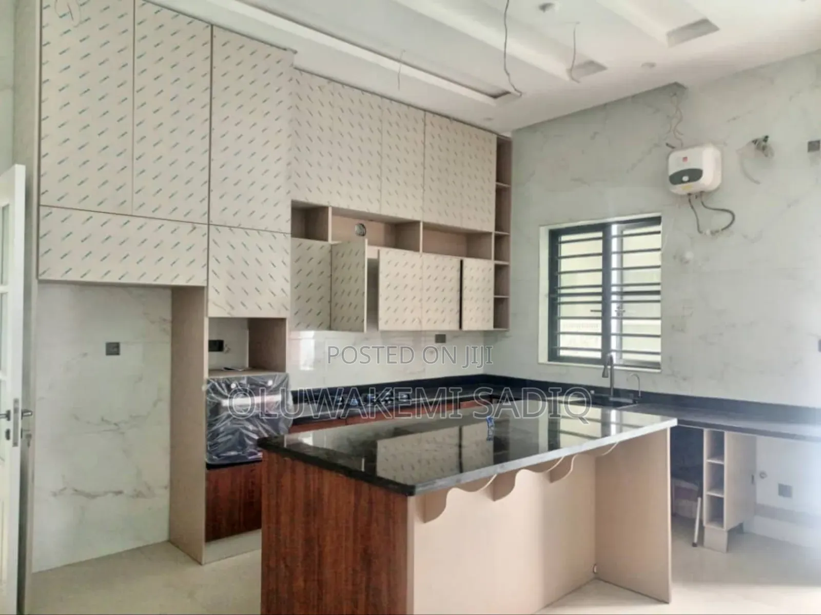 5bdrm Duplex in Adeniyi Jones, Ikeja GRA for rent