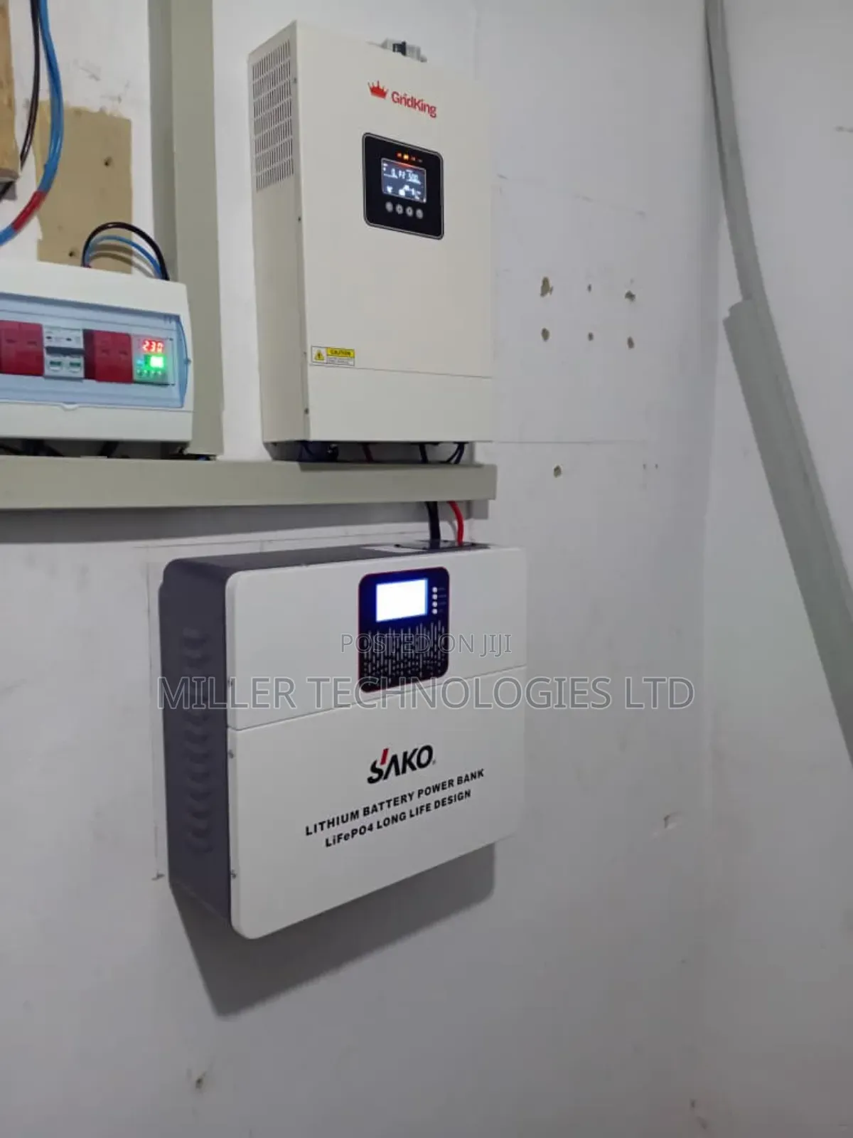 Sako 2.56kwh Lithium Battery + 3kva Inverter + Panel Complete Install