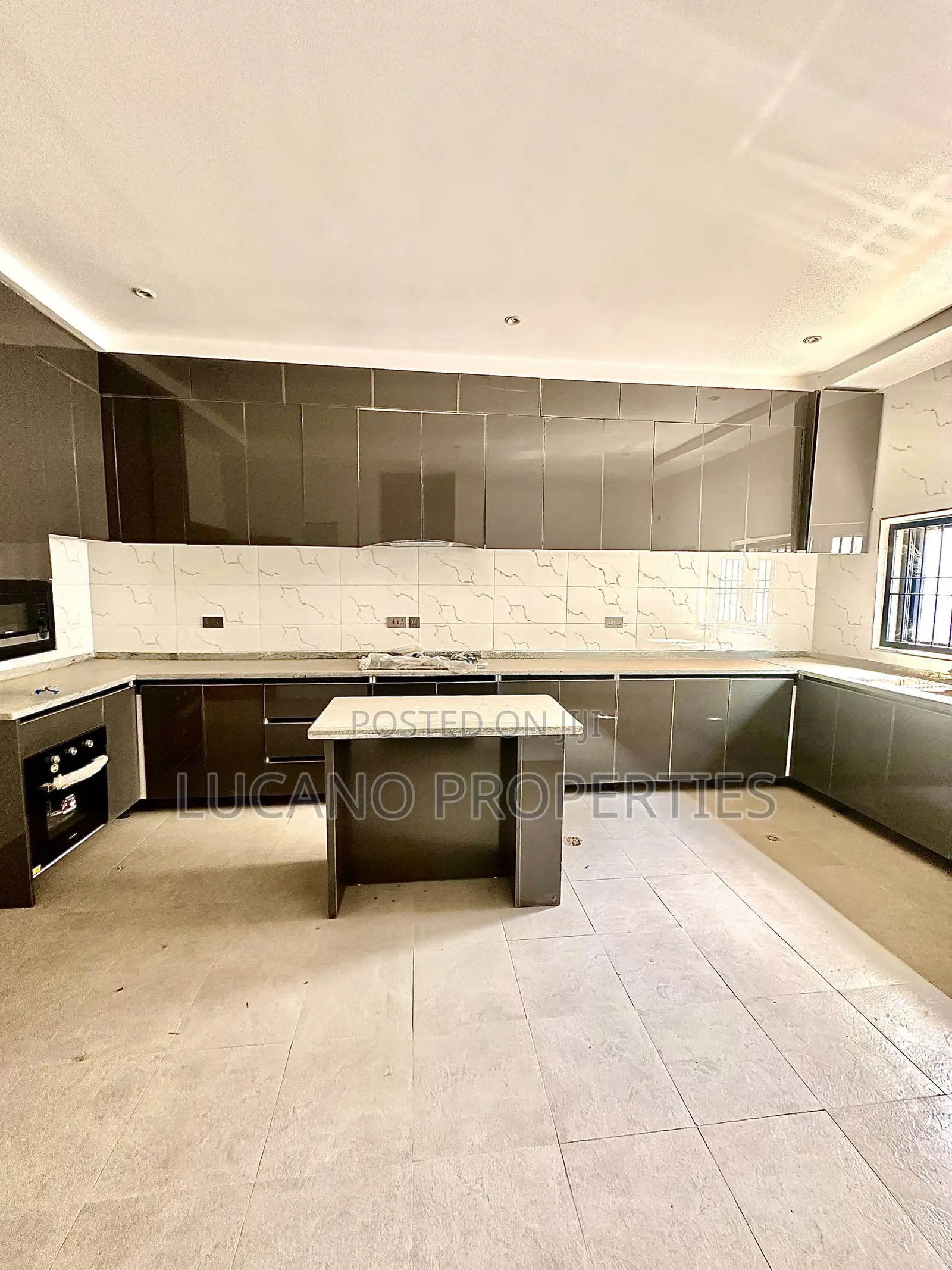 4bdrm Duplex in Maitama District for rent