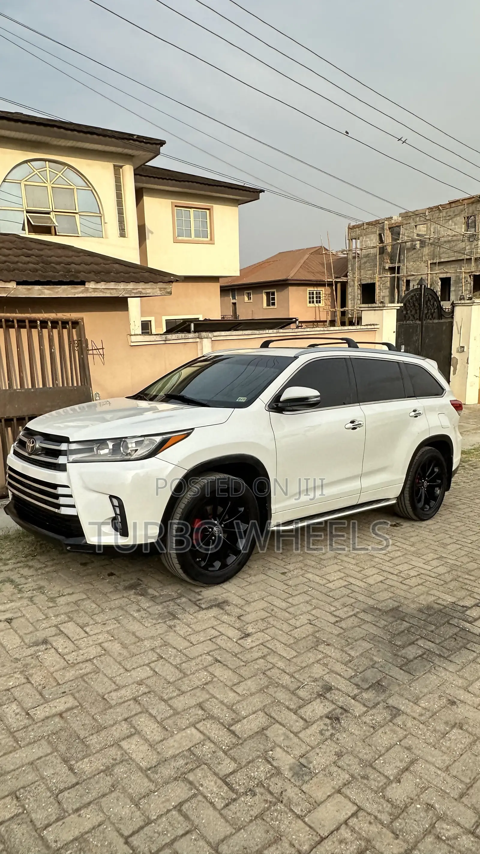 Toyota Highlander XLE 4dr SUV AWD (3.5L 6cyl 6A) 2015 White