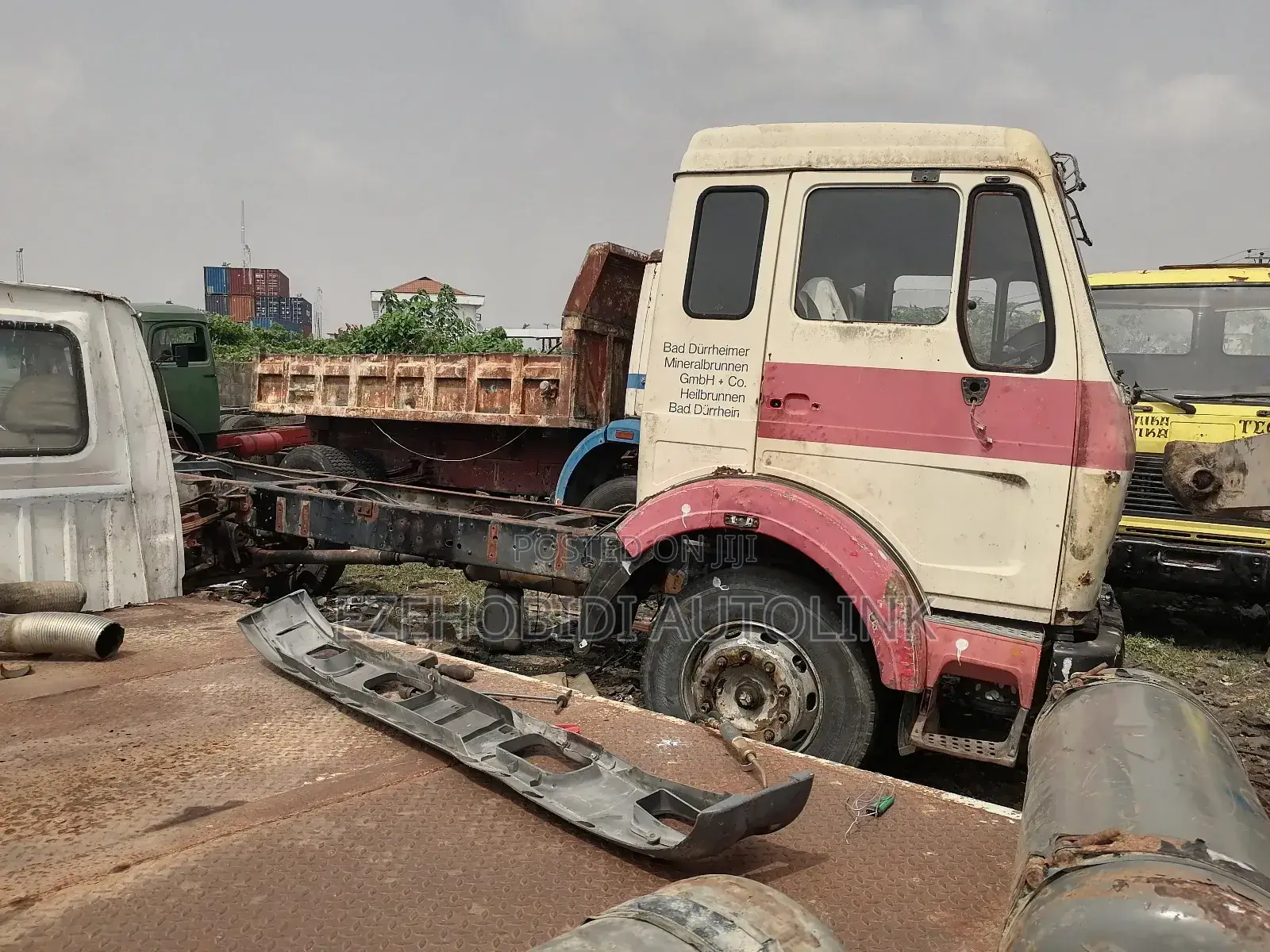 Tokunbo Mercedes Benz 1619. With V6 Engine, Cap and Chassis