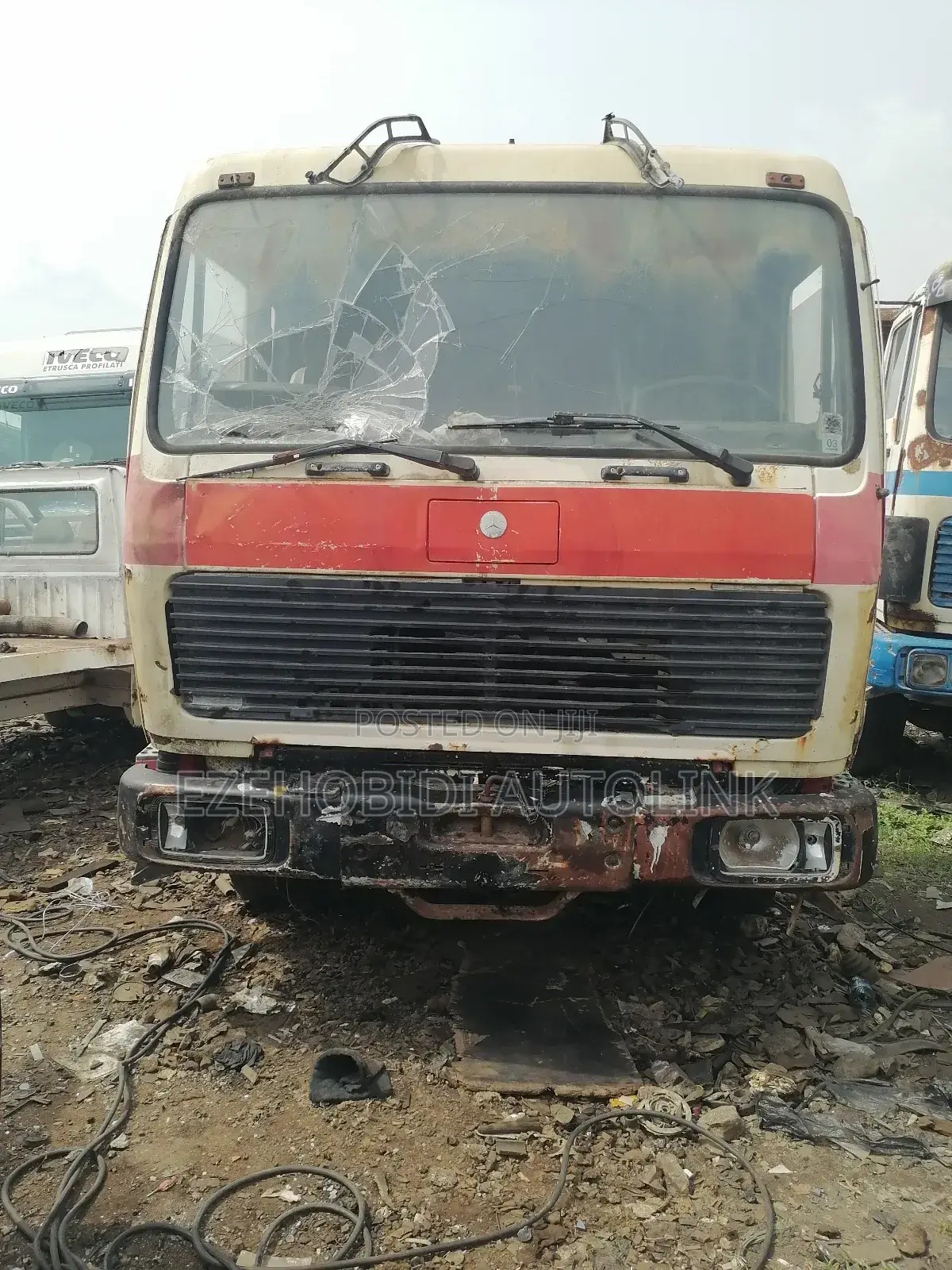 Tokunbo Mercedes Benz 1619. With V6 Engine, Cap and Chassis