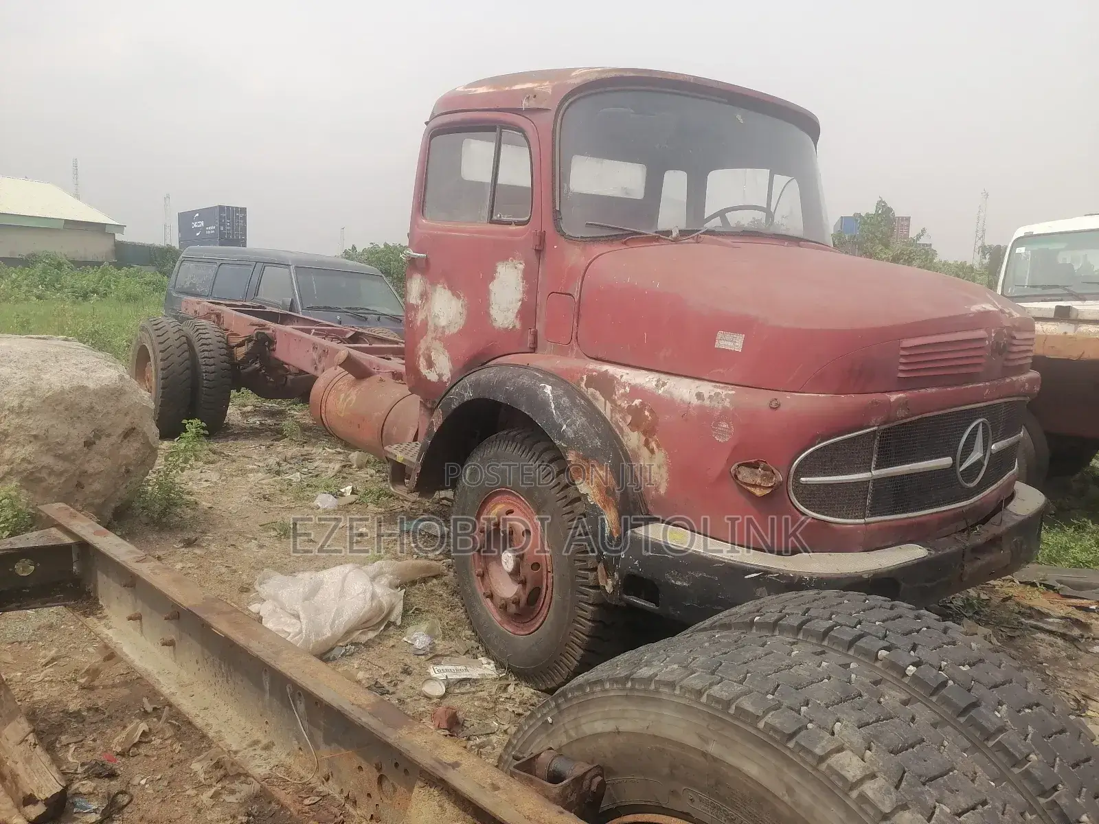Tokunbo Mercedes Benz 1924. 6 Tyre.