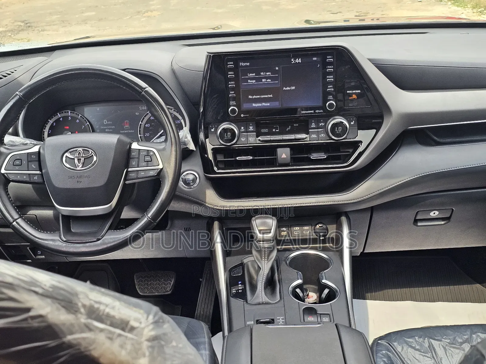 Toyota Highlander XLE 2022 Black