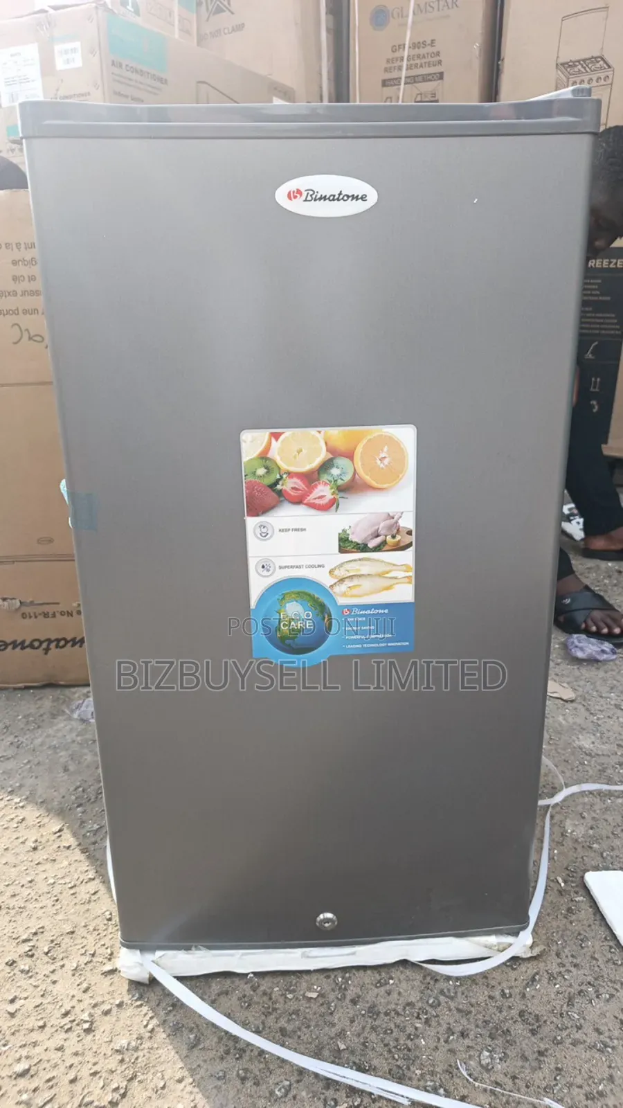 Single Door Binatone Refrigerator With Key Lock.