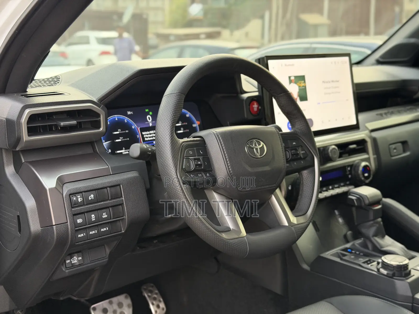 Toyota Tacoma TRD Sport Double Cab 6.1 ft. SB 2025 White