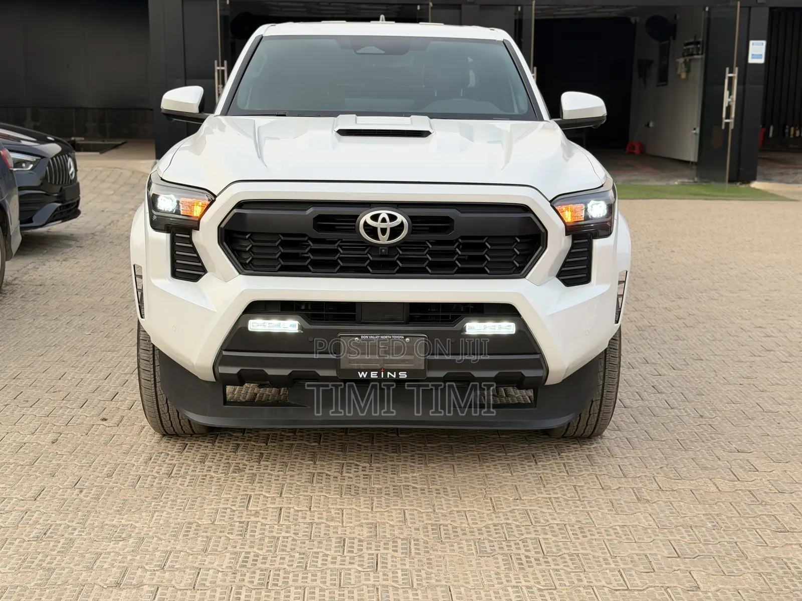 Toyota Tacoma TRD Sport Double Cab 6.1 ft. SB 2025 White