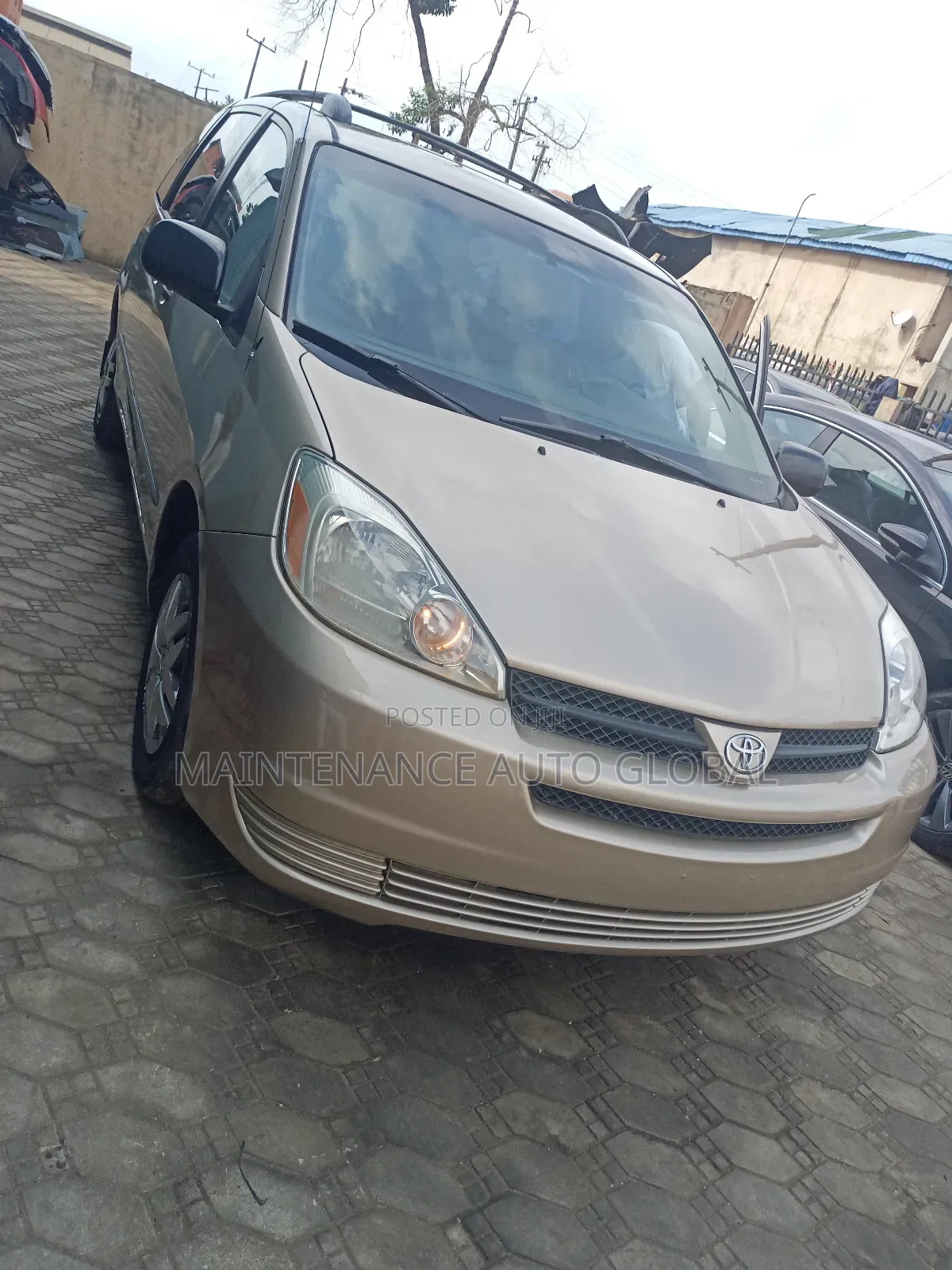 Toyota Sienna XLE AWD 2006 Gold
