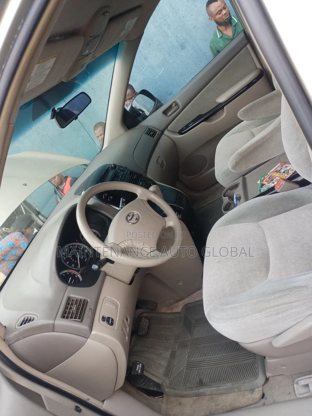 Toyota Sienna XLE AWD 2006 Gold