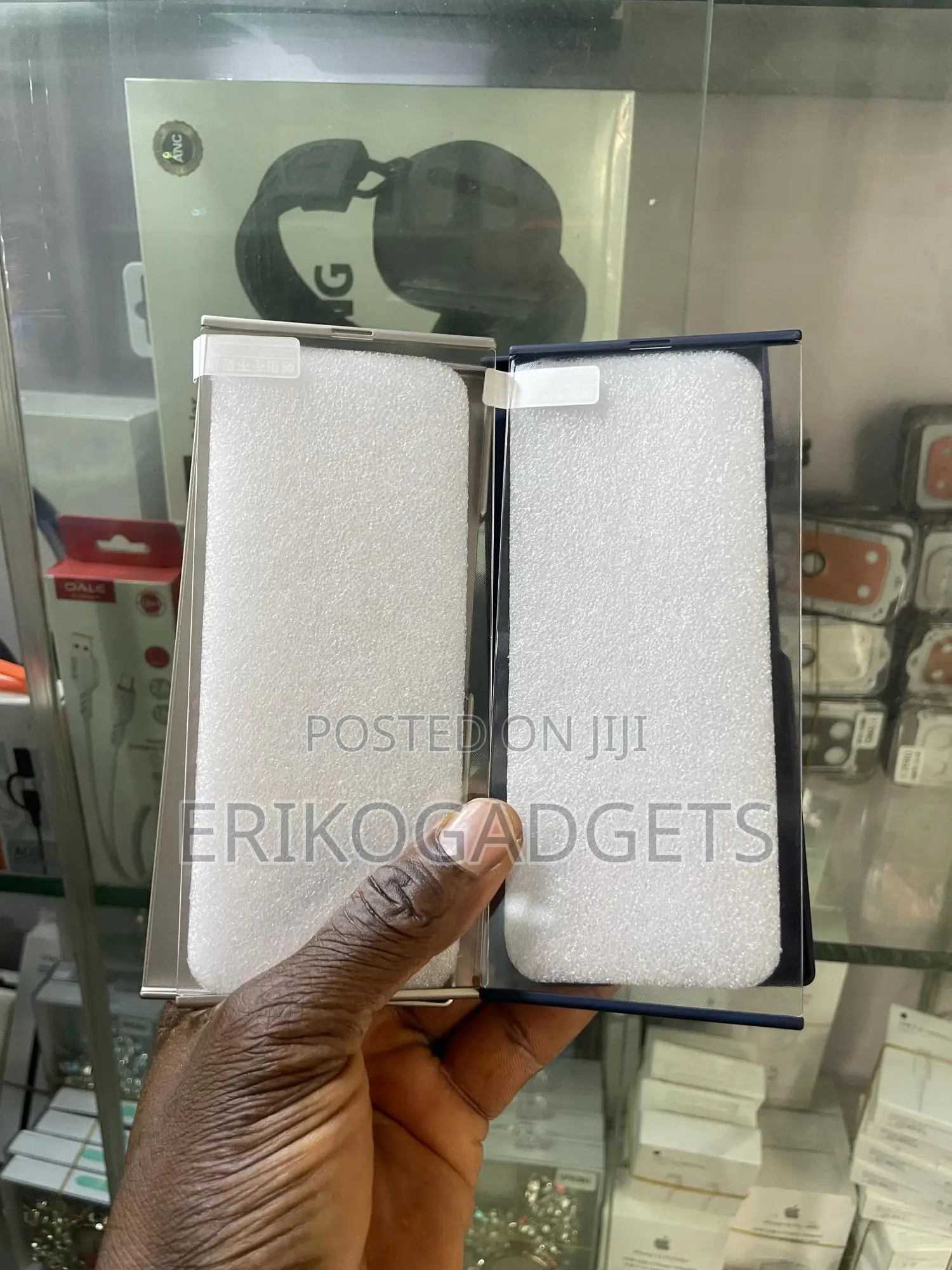Samsung Tri Fold Pouch