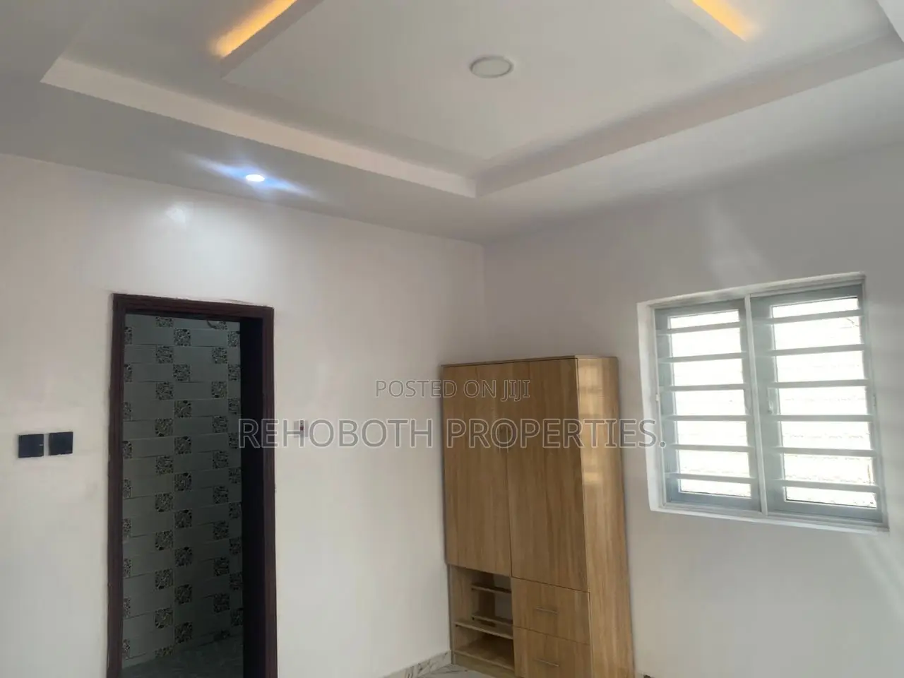 2bdrm Apartment in Asaaju Estate, Akala Express for rent