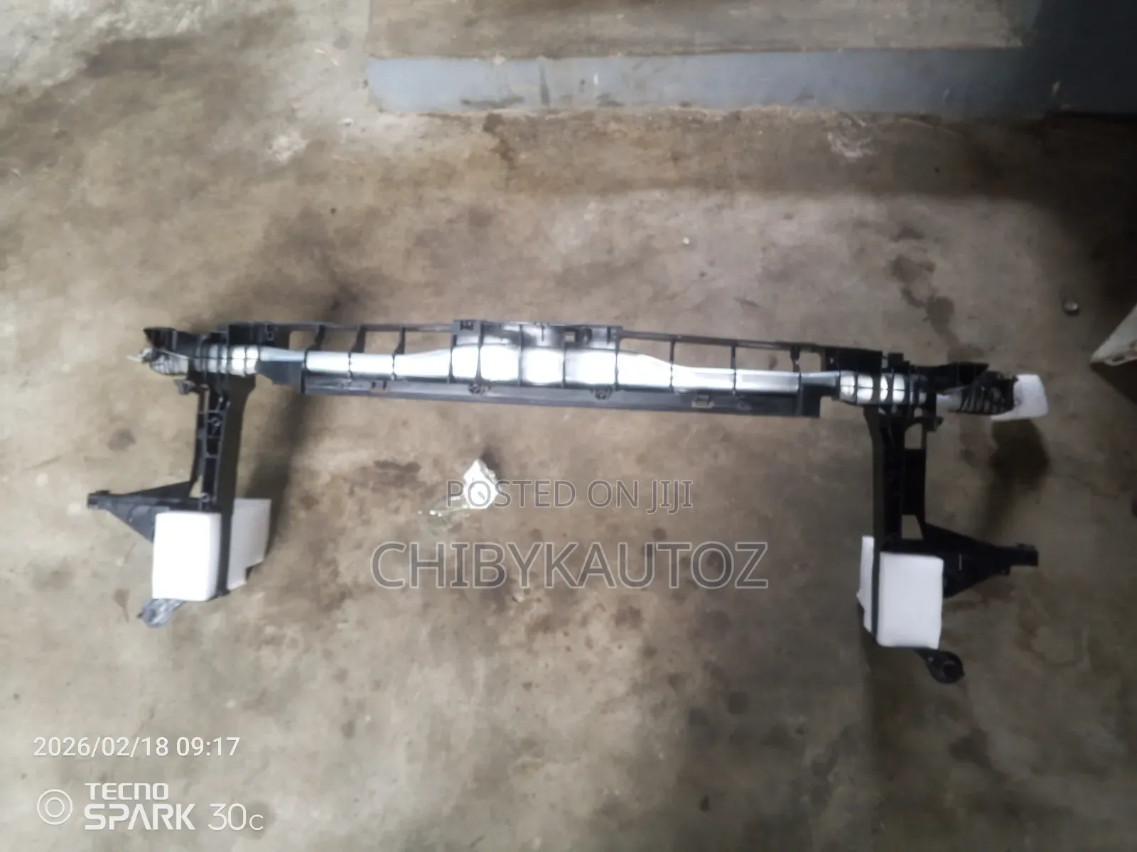 Front Cut Radiator Support Gla/Cla