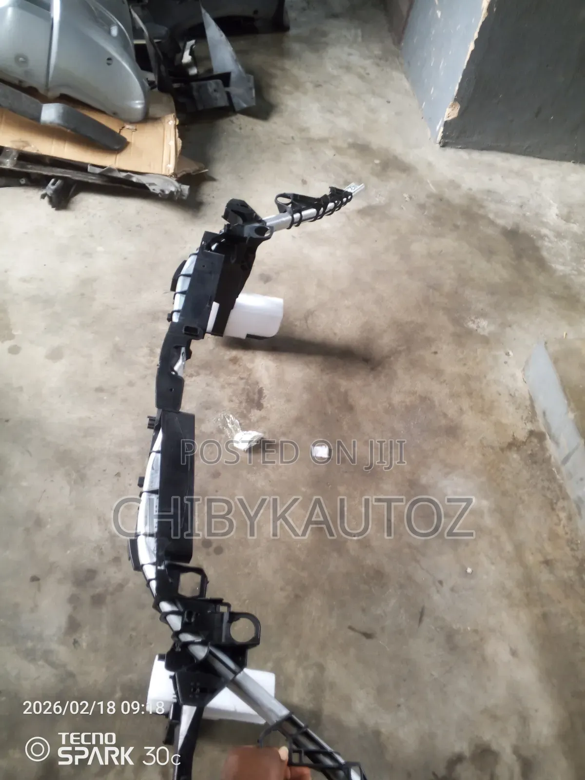 Front Cut Radiator Support Gla/Cla