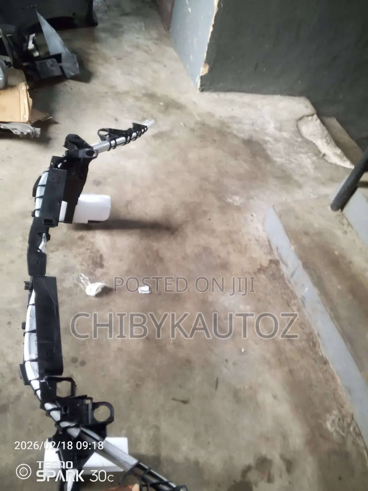 Front Cut Radiator Support Gla/Cla
