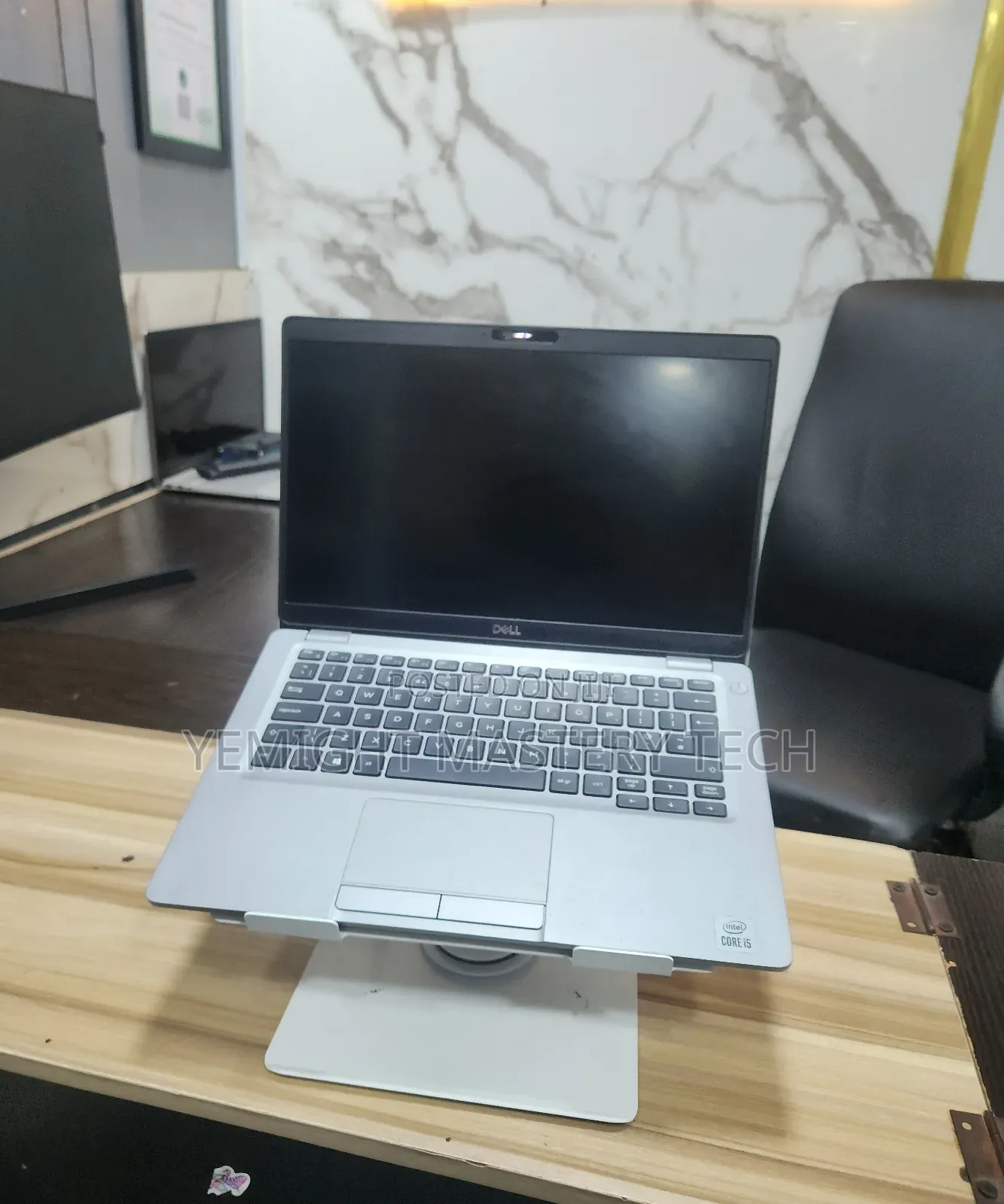 Laptop Dell Latitude 5310 8GB Intel Core I5 SSD 256GB