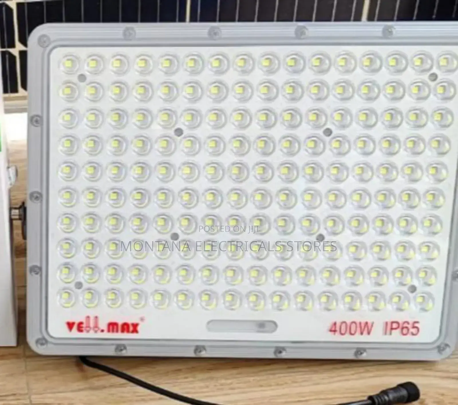 Solar Flood Light With Panel