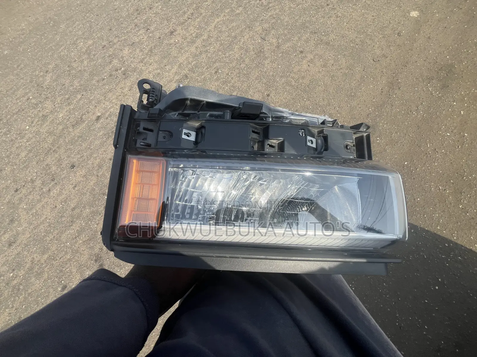 Headlight Land Cruiser Prado 2025