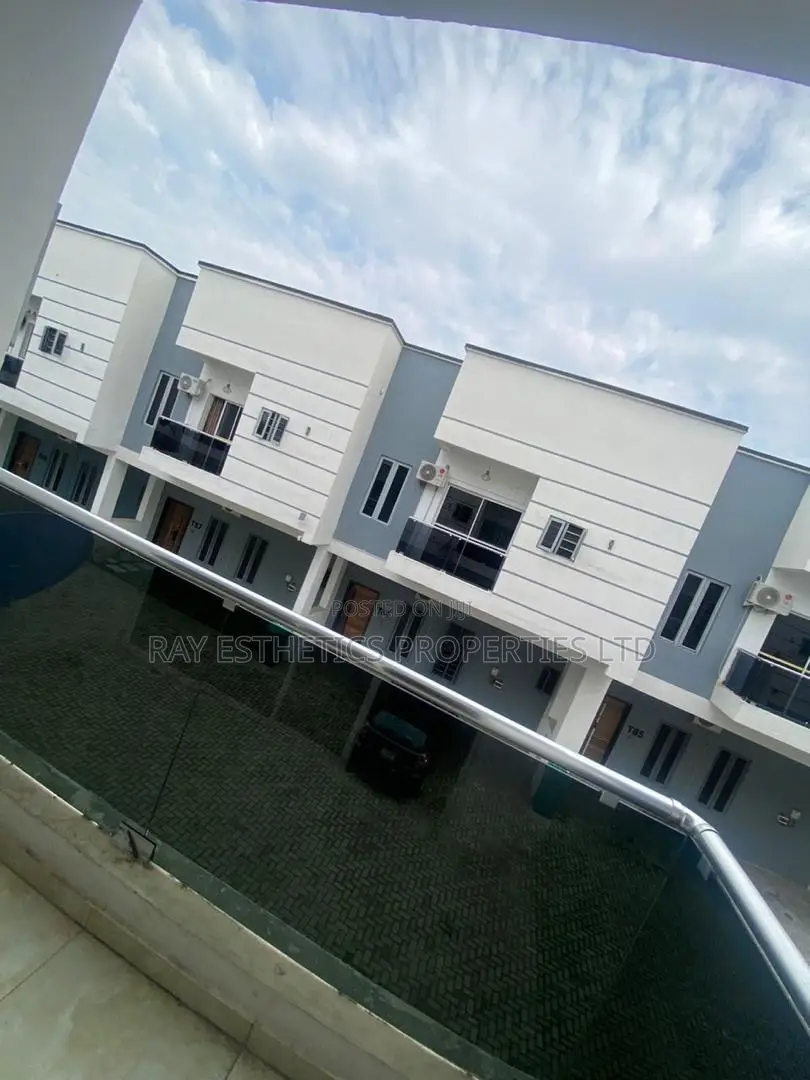 4bdrm Duplex in Spring Valley Estate, Off Lekki-Epe Expressway for rent