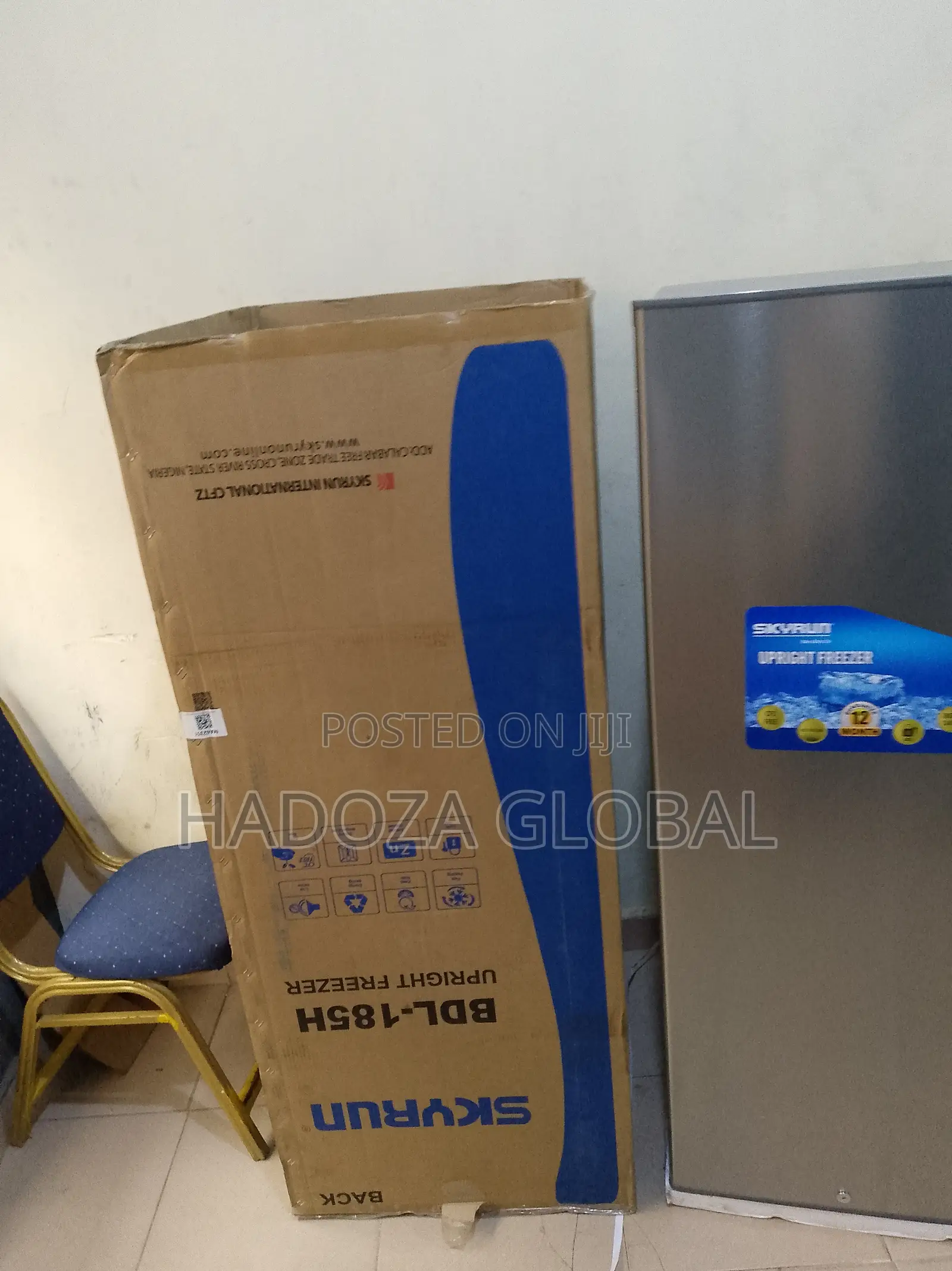 Skyrun Vertical Standing Freezer 185l