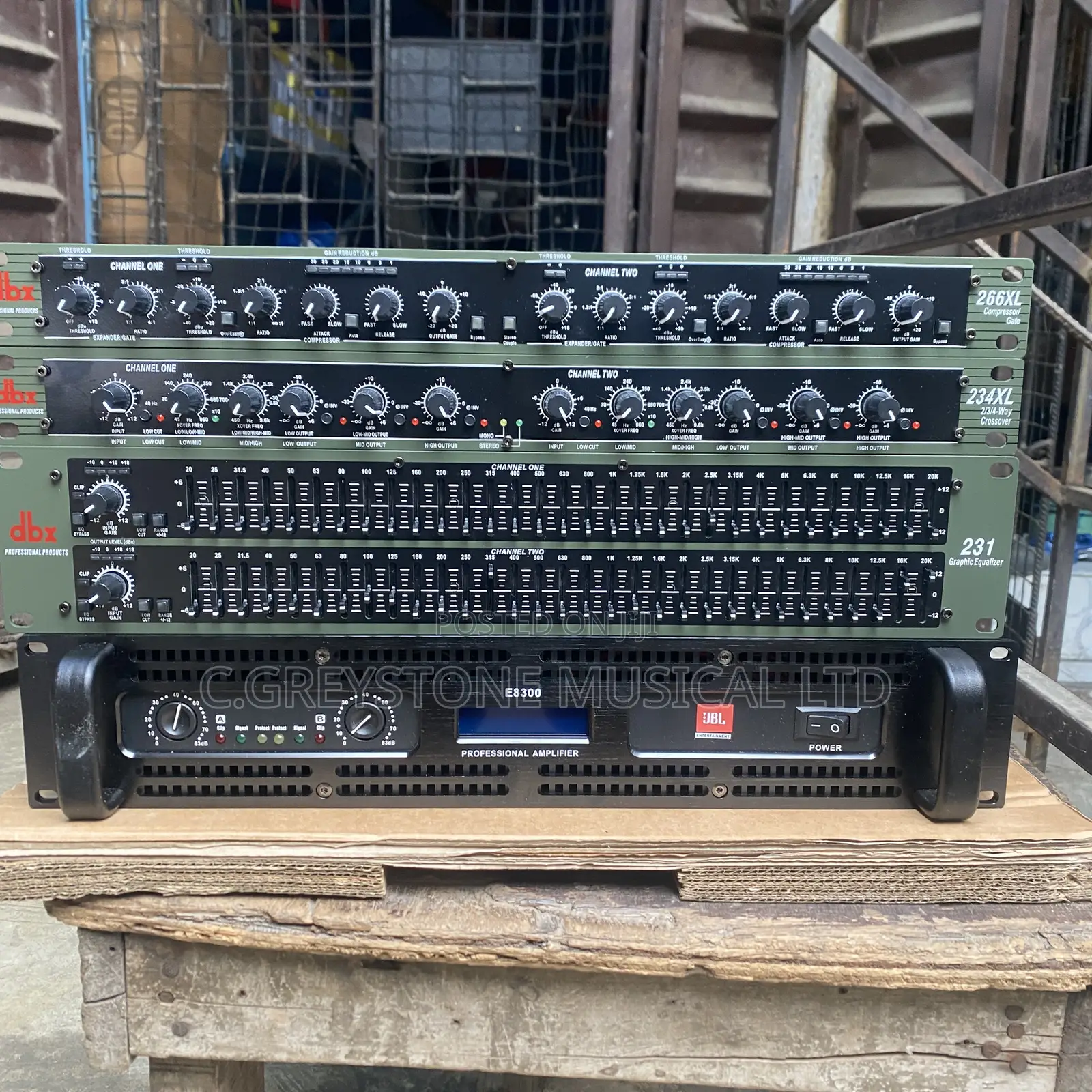 JBL-E8300 Amp -DBX Double Equalizer-DBX Crossover 234- Compressor .