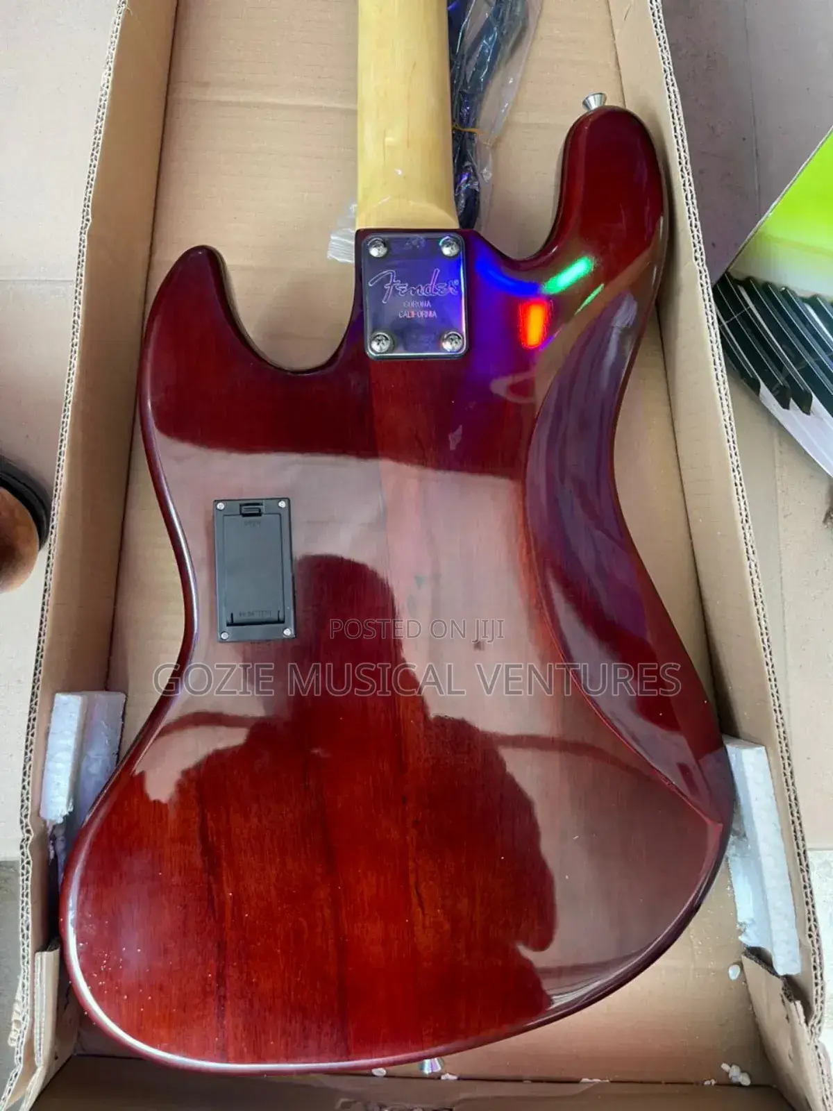 Fender Squeir Jazz Bass Active 4 String.