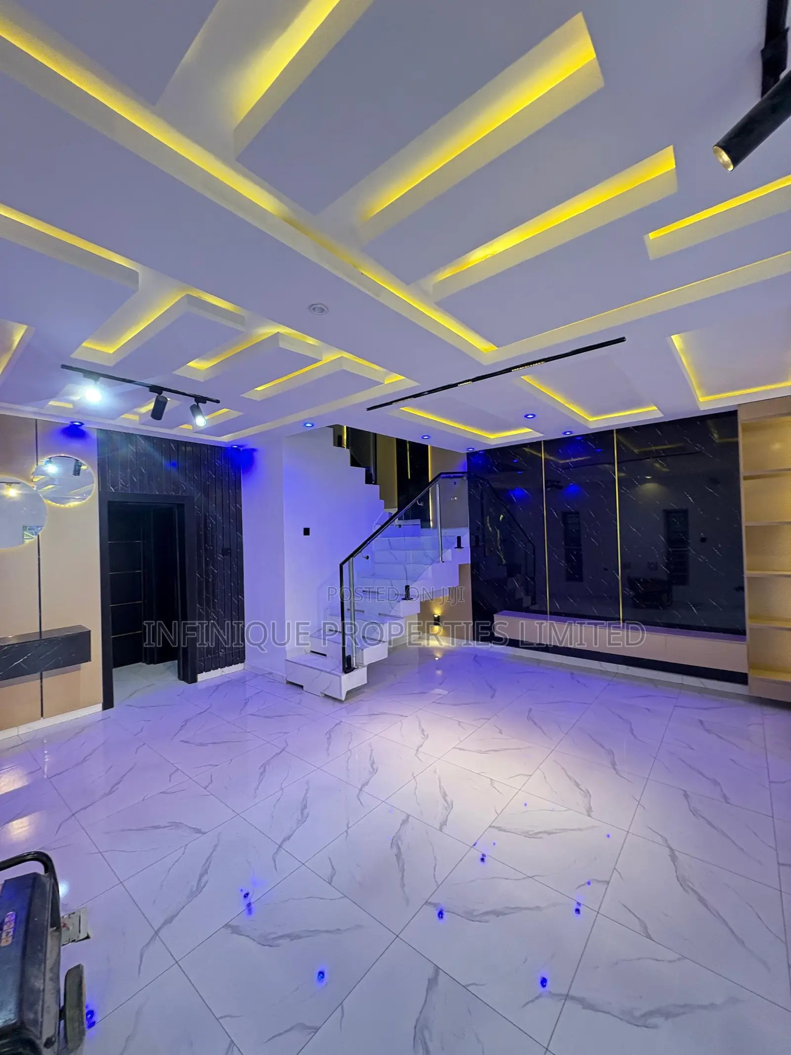 5bdrm Duplex in Amazing Grace Estate, New Oko Oba for sale