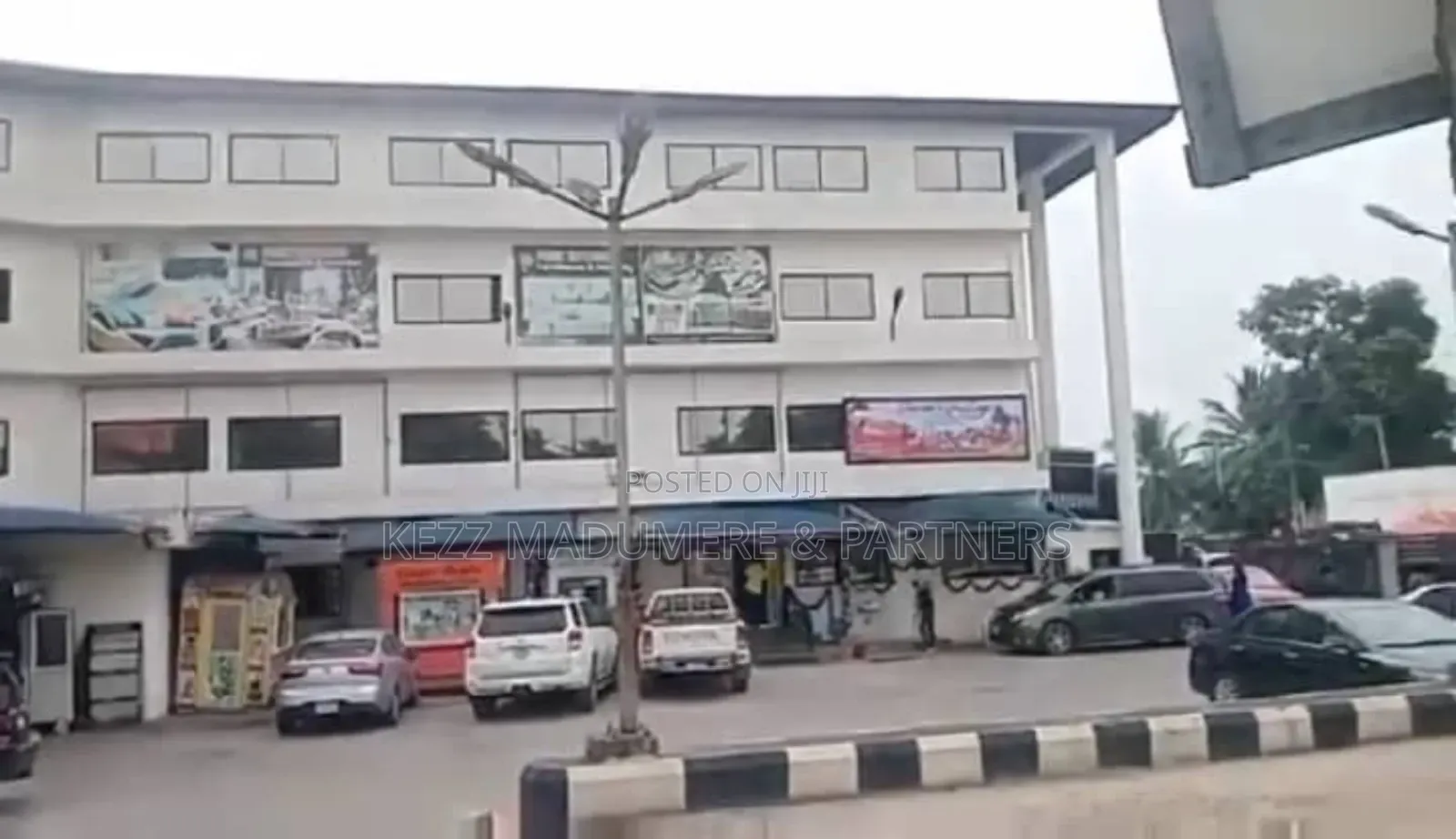 For Sale : Massive Commercial Plaza on Aba Rd, Ph