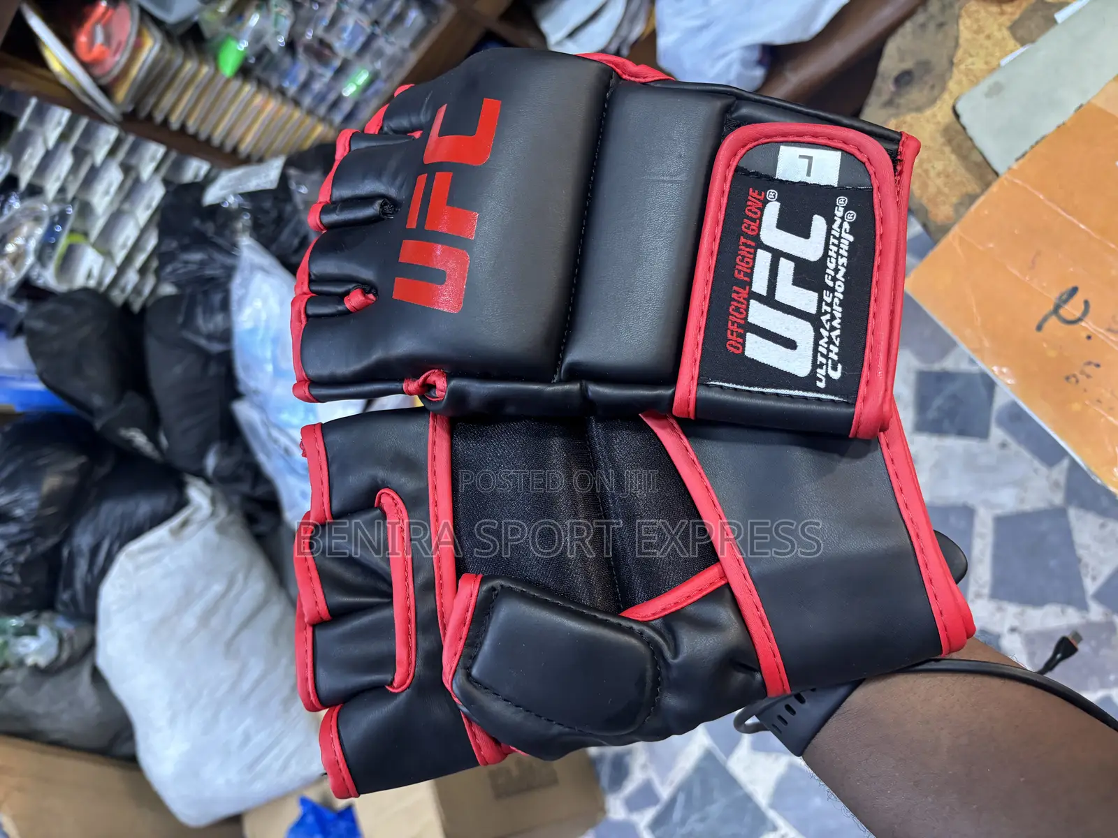 Ufc Gloves ( 02 )
