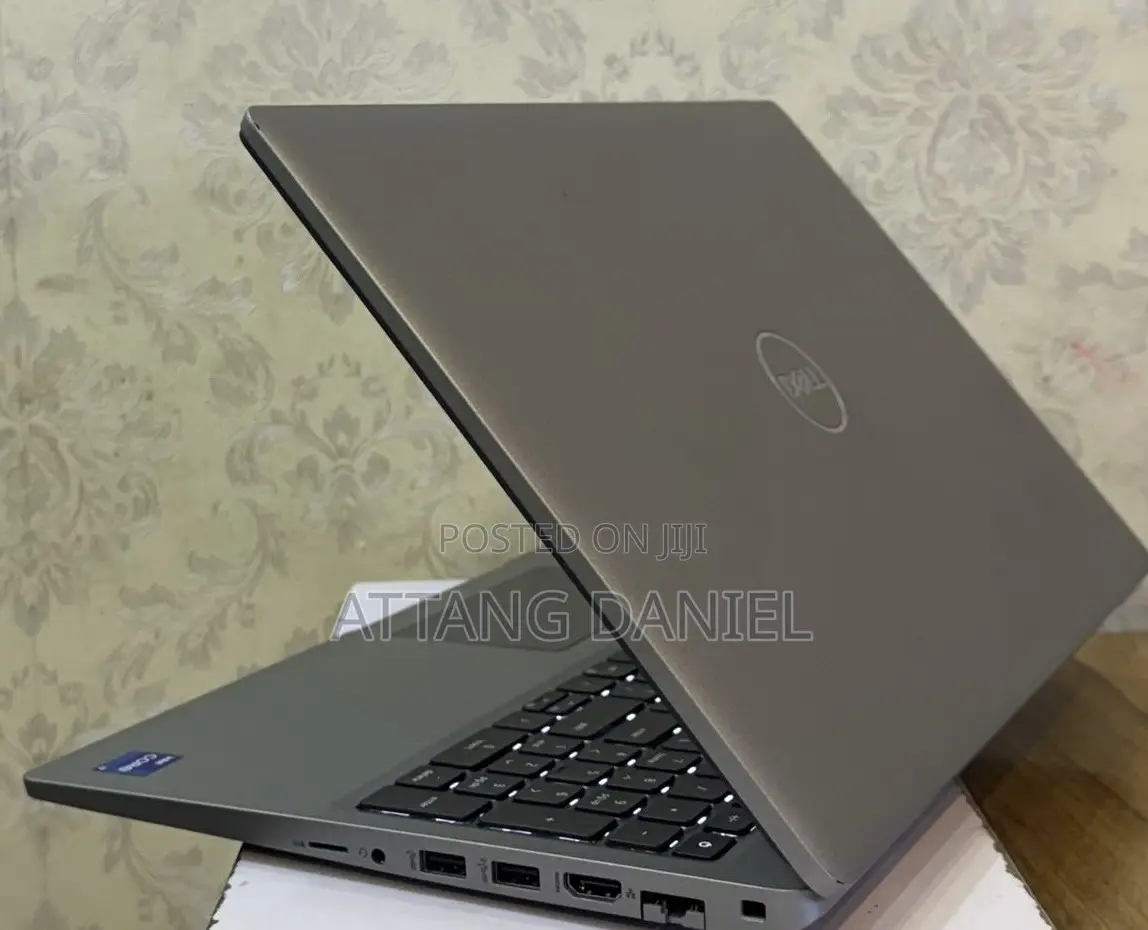 Laptop Dell Latitude 5530 16GB Intel Core I7 SSD 512GB