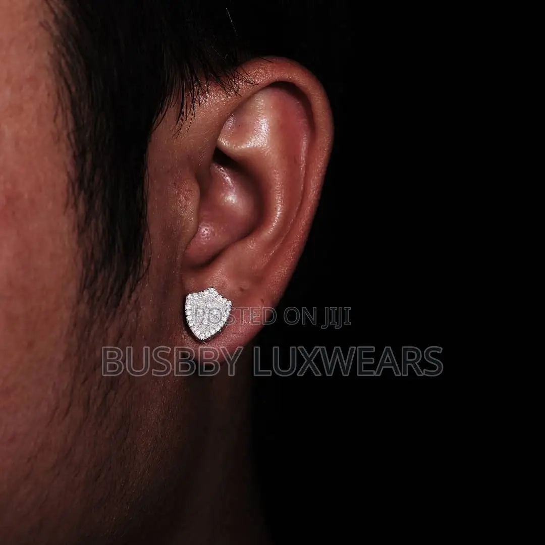 VVS Moissanite Stud Earrings for Men With Gra Certificate