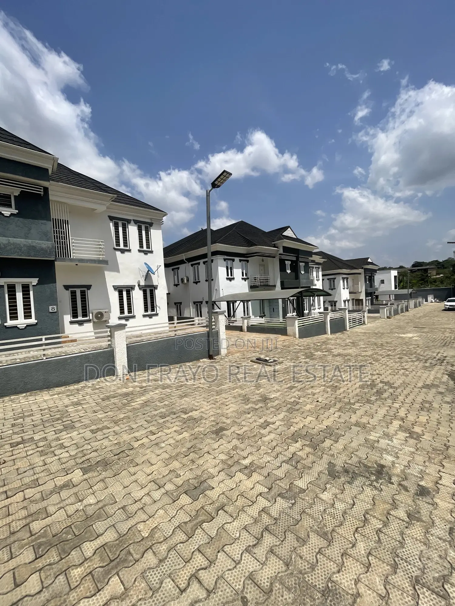 Furnished 4bdrm Duplex in Jericho for rent