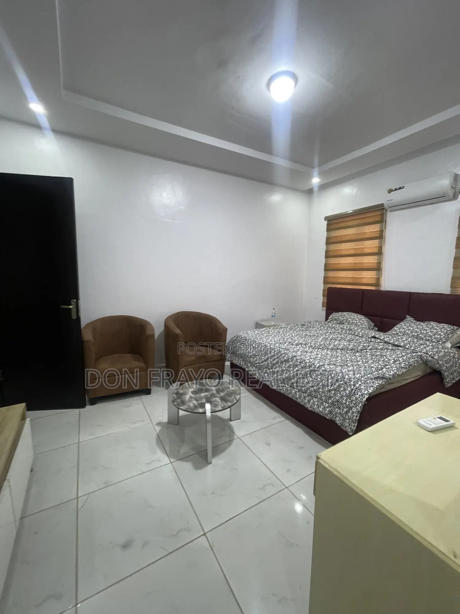 Furnished 4bdrm Duplex in Jericho for rent