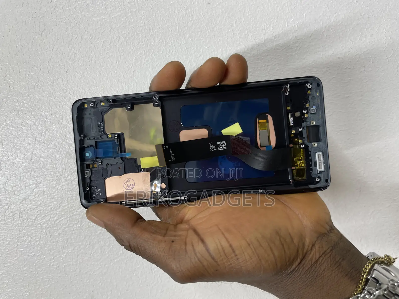 S20 Plus Original Full Screen