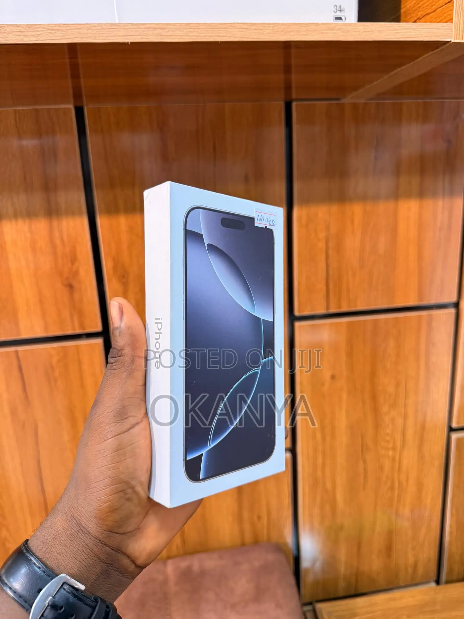 New Apple iPhone 16 Pro Max 256 GB Blue