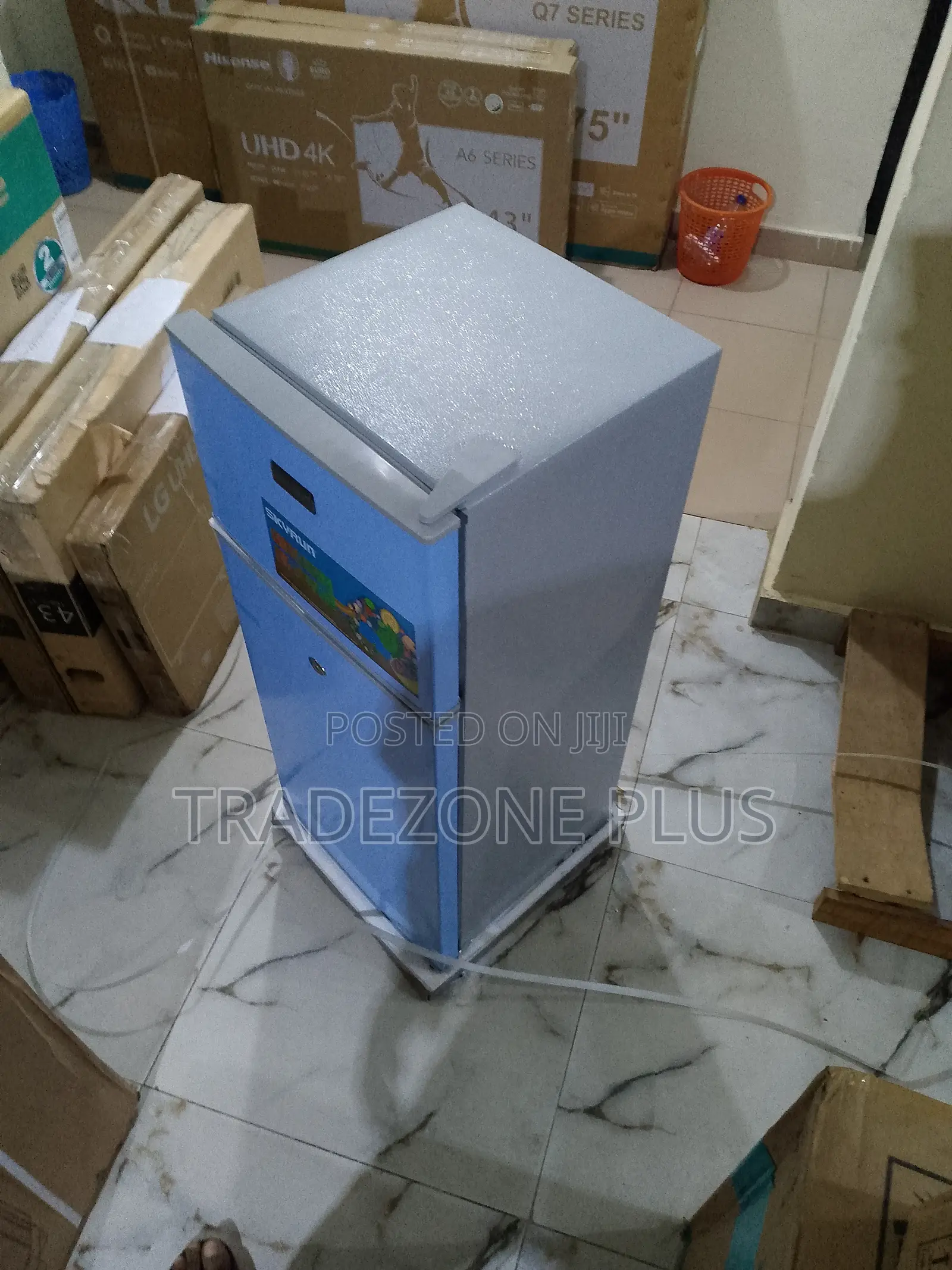 BCD-108j Compact 108l Top Mount Fridge