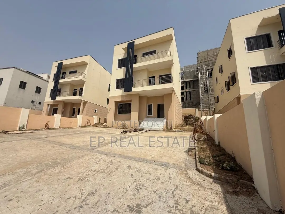 5bdrm House in Guzape District for sale