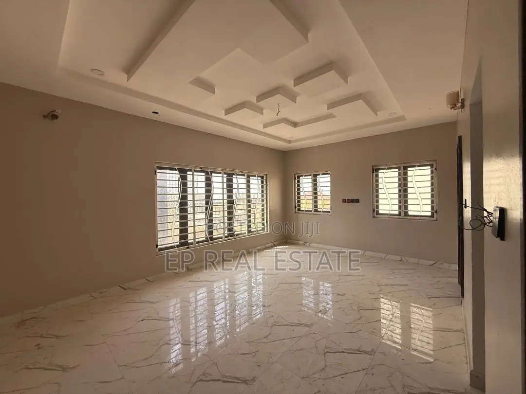 5bdrm House in Guzape District for sale