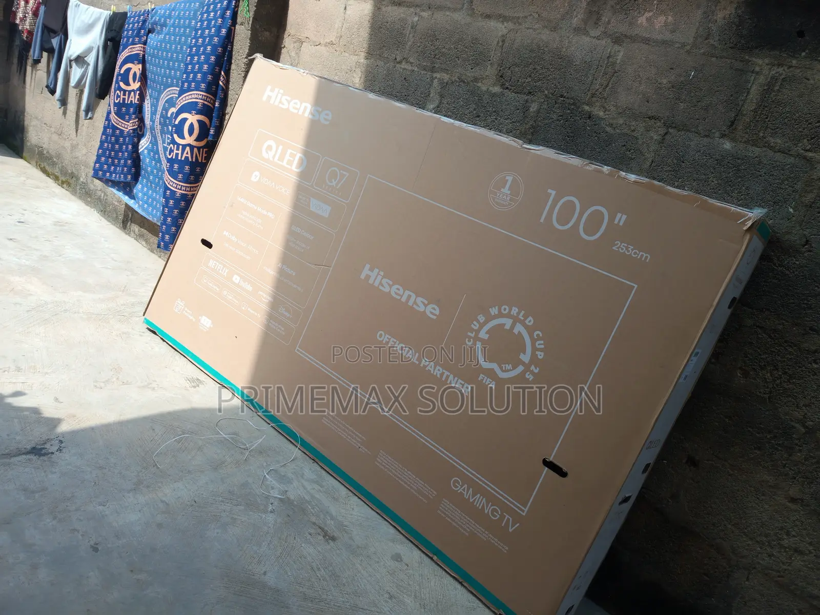 100 Inches of Pure Qled Magic From Hisense